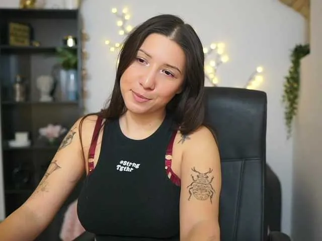 BongaCams Caylinn18 is Freechat Caylinn18 — Freechat on BongaCams