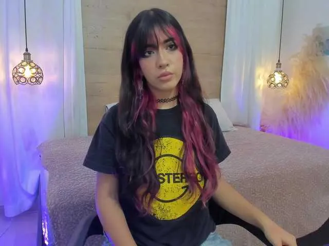 BongaCams Laure4 is Freechat Laure4 — Freechat on BongaCams