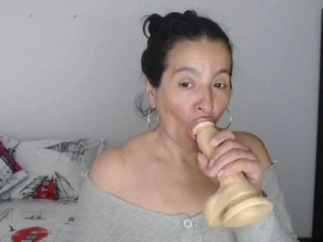 stefilove on BongaCams 